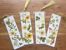 Load image into Gallery viewer, Cream + Gold Botanical Pressed Flower Bookmark
