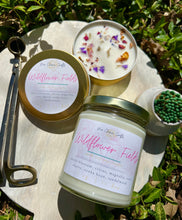 Charger l&#39;image dans la galerie, Wildflower Fields Soy Candle | 4 oz Candle | SPRING COLLECTION
