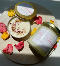 Charger l&#39;image dans la galerie, Rose + Champagne Soy Candle | 8 oz Candle | CELEBRATION COLLECTION
