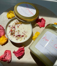 Charger l&#39;image dans la galerie, Rose + Champagne Soy Candle | 4oz Candle | CELEBRATION COLLECTION
