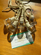 Charger l&#39;image dans la galerie, Golden Honeysuckle Car Freshener | Wooden Aromatherapy Diffuser
