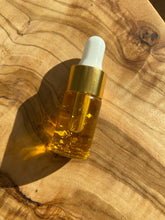 Charger l&#39;image dans la galerie, 24K Gold Serum Face Oil Elixir | Luxury Natural Skincare
