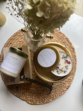 Charger l&#39;image dans la galerie, Sunday Morning Soy Candle | 8 oz Candle | CORE COLLECTION
